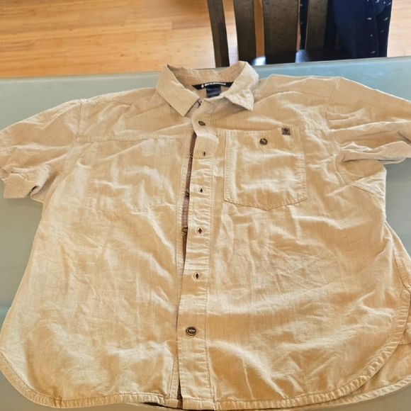 Black Diamond Men's Tan Casual Button Down Shirt - Picture 1 of 15